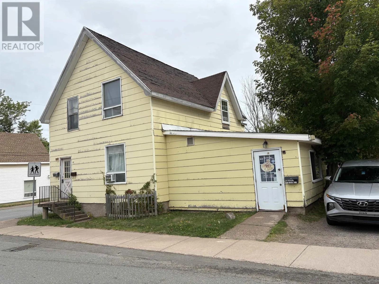 Triplex for rent: 17 Lyman Street, Truro, Nova Scotia B2N 4R9