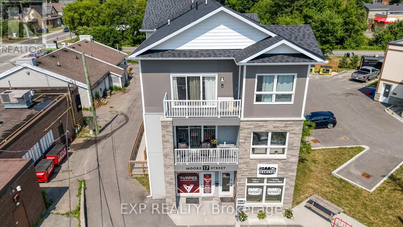 Multi-Family for rent: 17 Moore Street, Carleton Place, Ontario K7C 2R4