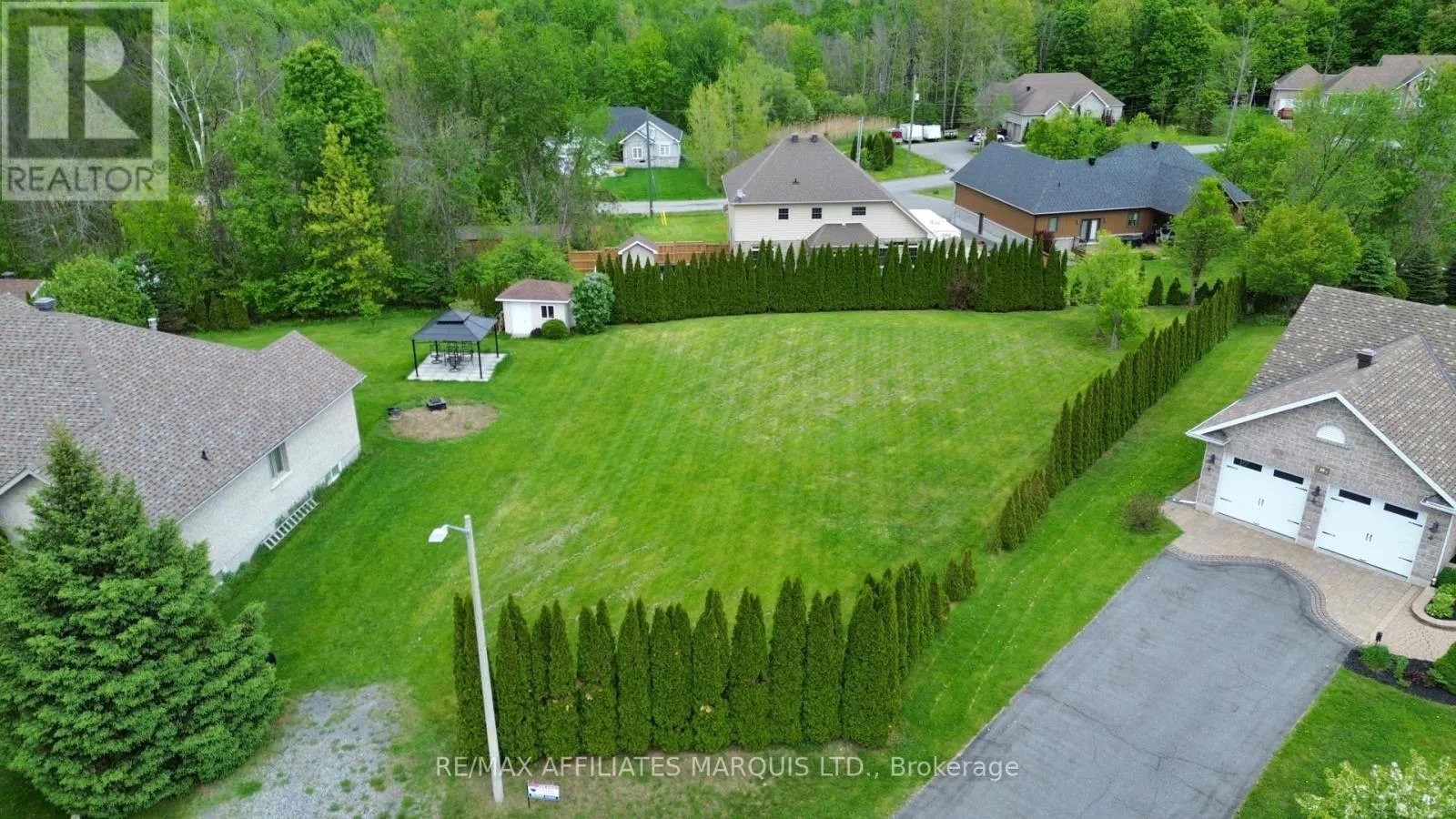 17 Penny Lane, South Stormont, Ontario K0C 1P0