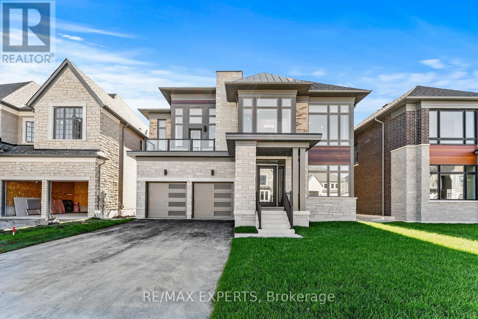 House for rent: 17 Saxby Farm Avenue, King, Ontario L7B 1K5