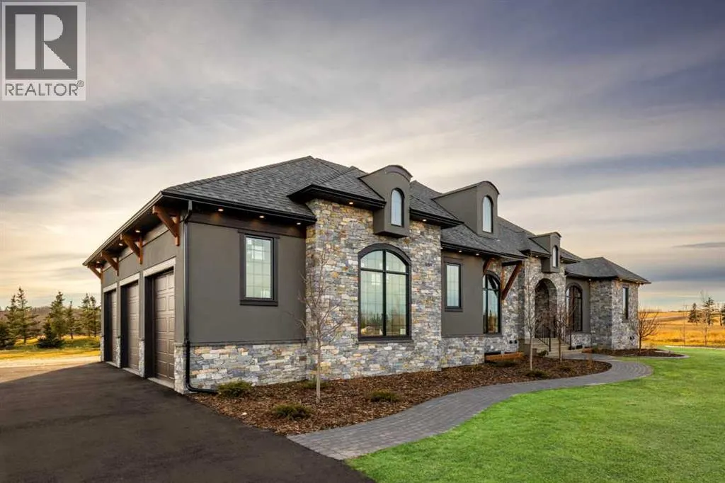 House for rent: 17 Silverhorn Park, Rural Rocky View County, Alberta T3R 1C9