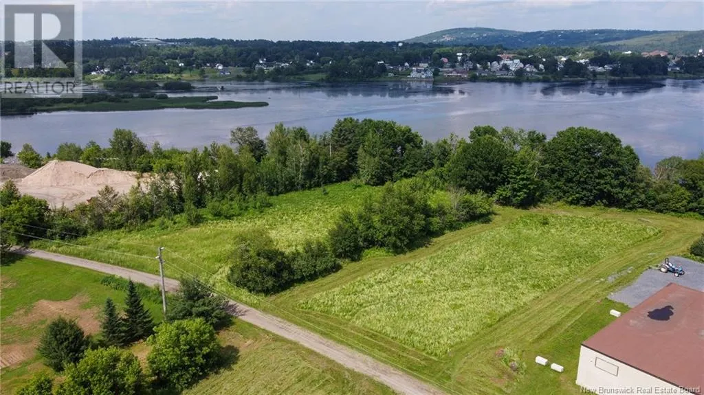 170 And 174 Houlton Street, Woodstock, New Brunswick E7M 1Z1