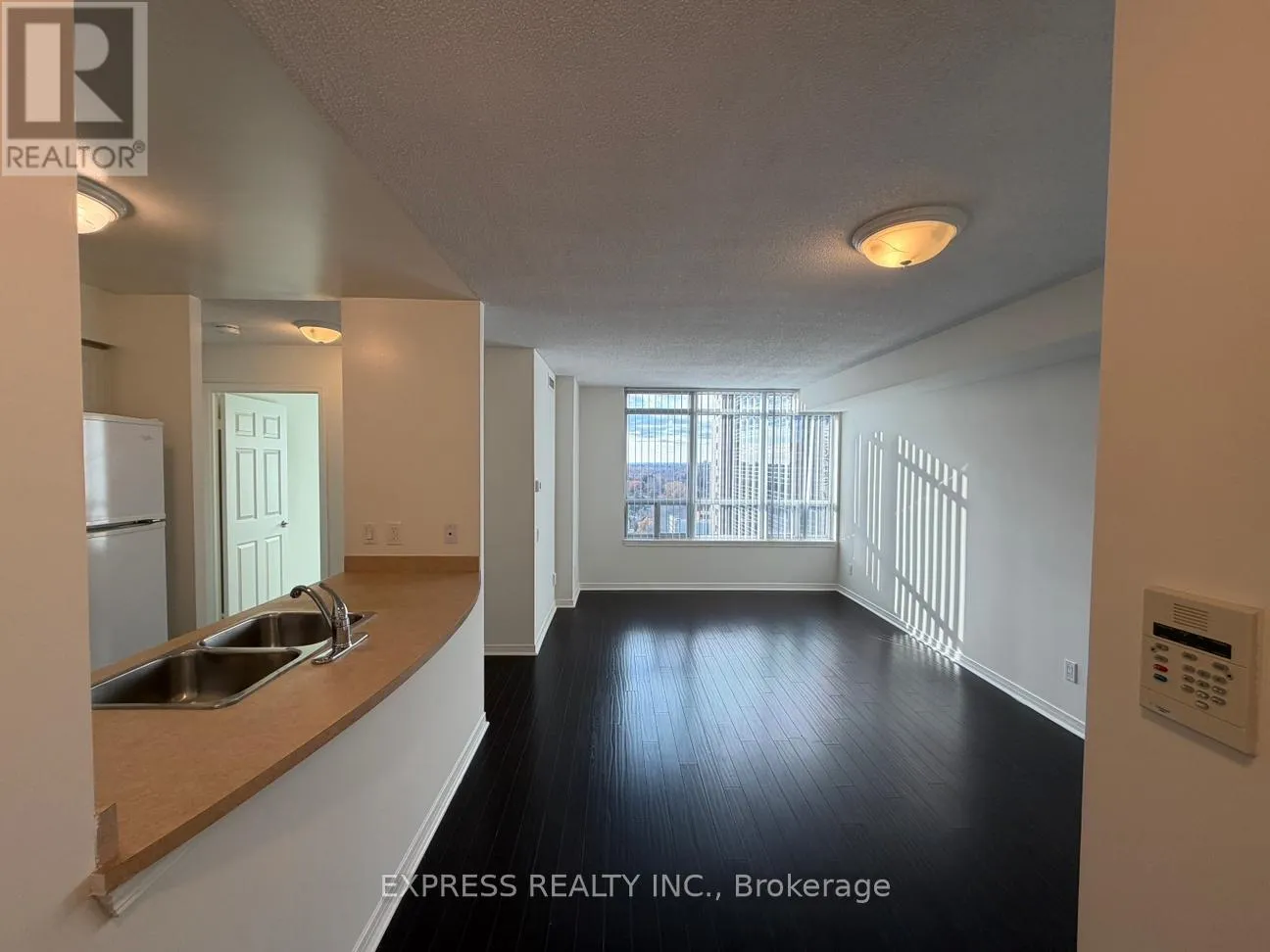 Apartment for rent: 1701 - 8 Hillcrest Avenue, Toronto, Ontario M2N 6Y6