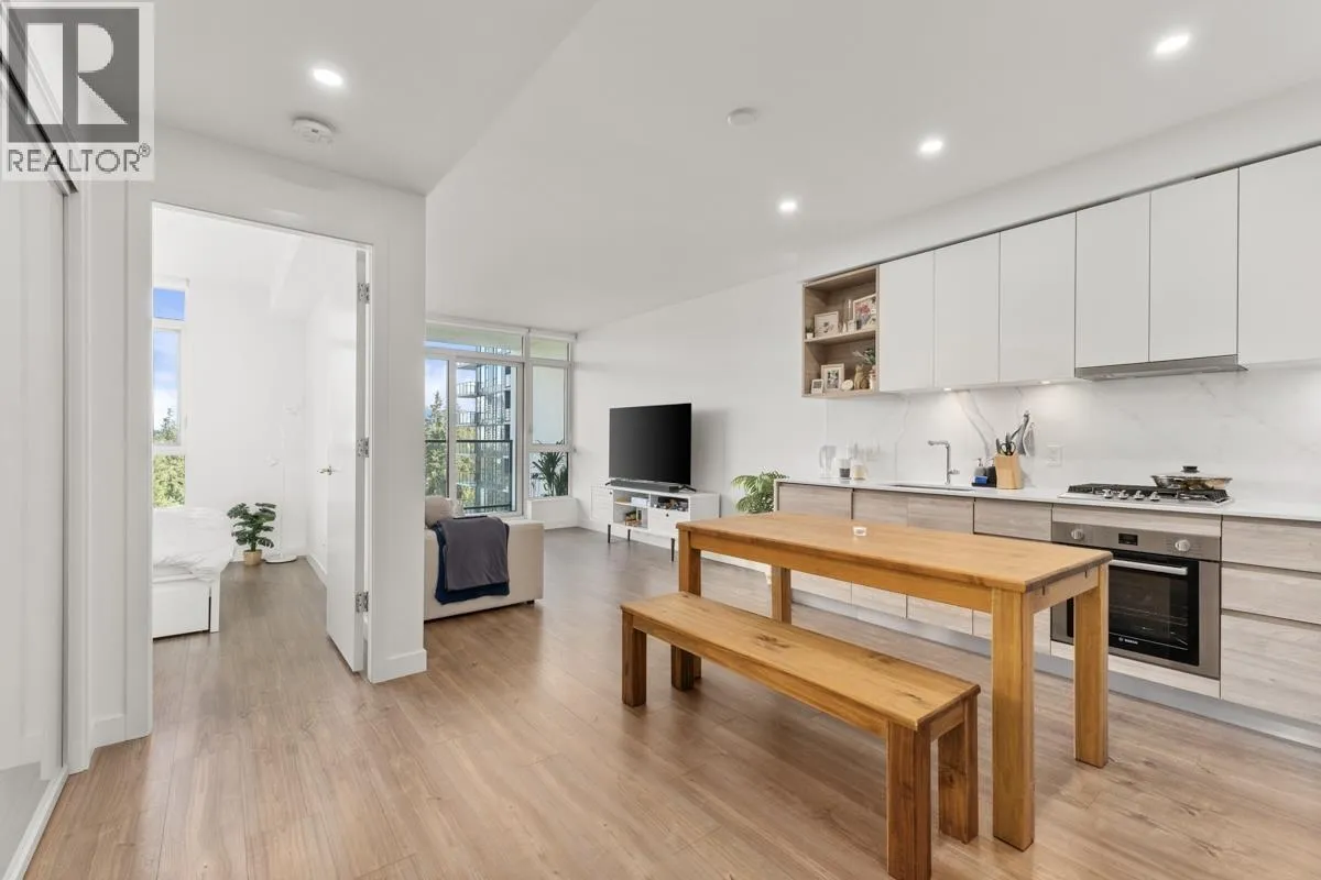 Apartment for rent: 1702 585 Austin Avenue, Coquitlam, British Columbia V3K 0G6