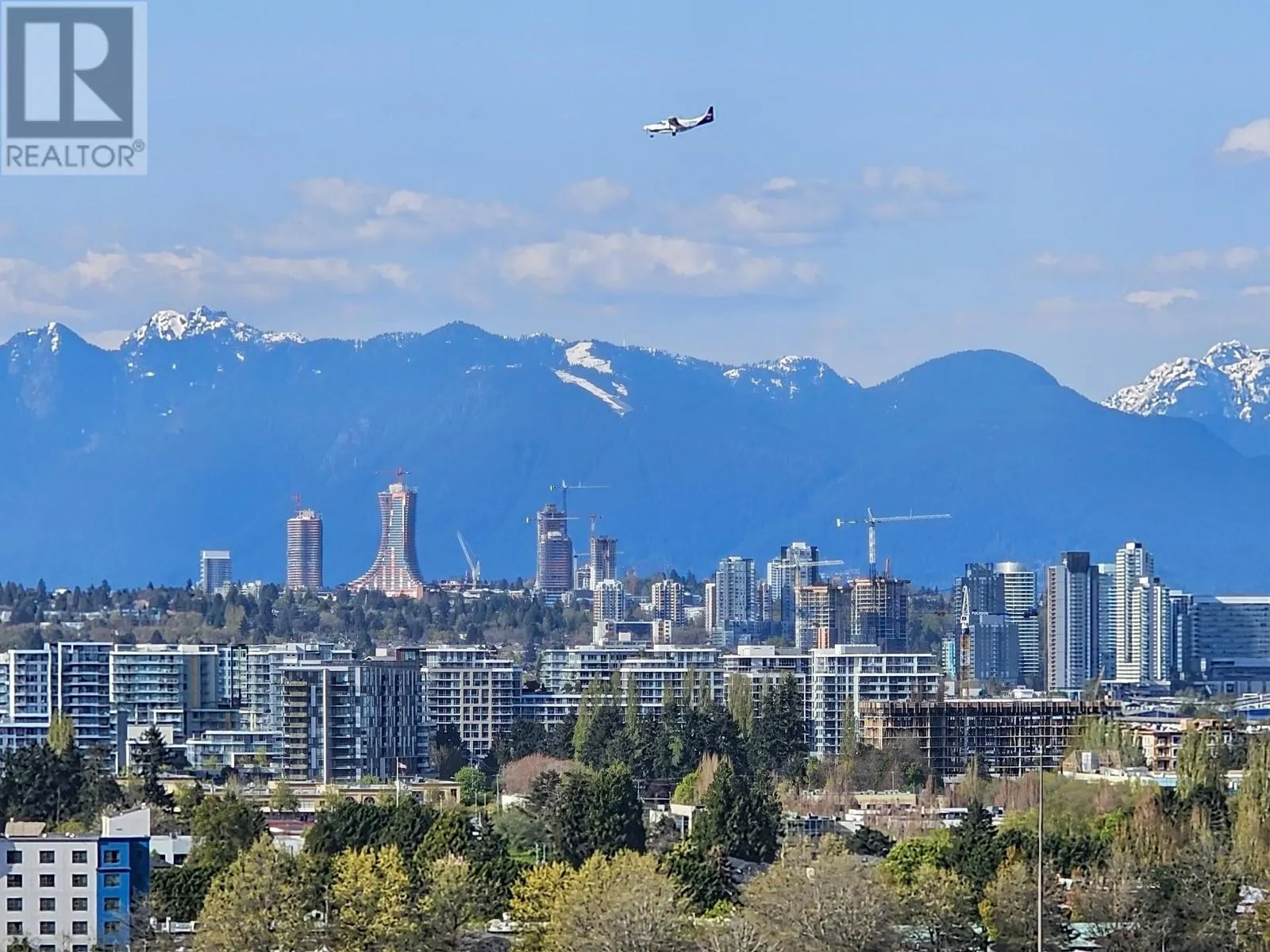 Apartment for rent: 1702 5933 Cooney Road, Richmond, British Columbia V6X 4H3