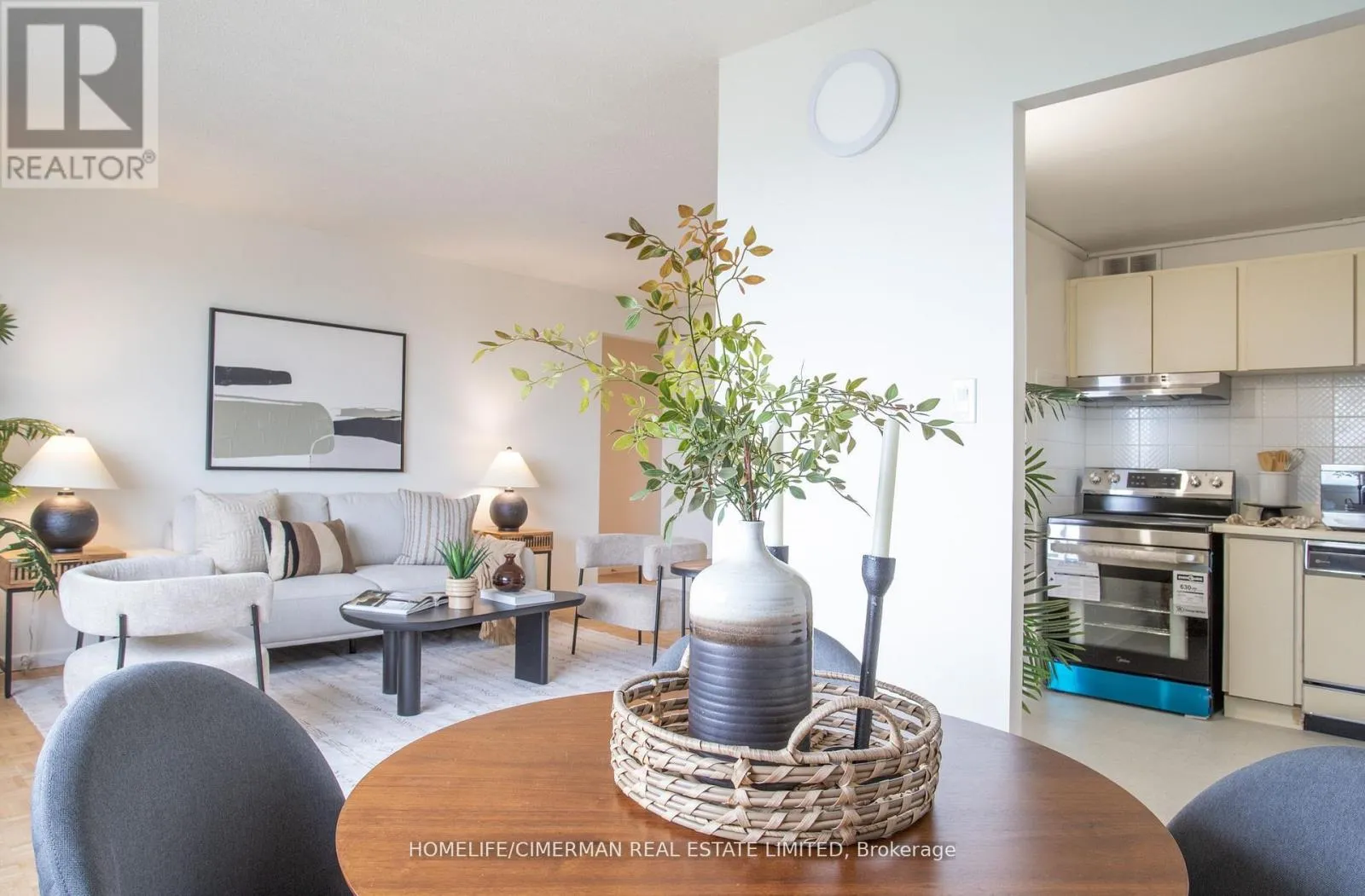 Apartment for rent: 1702 - 715 Don Mills Road, Toronto, Ontario M3C 1S5