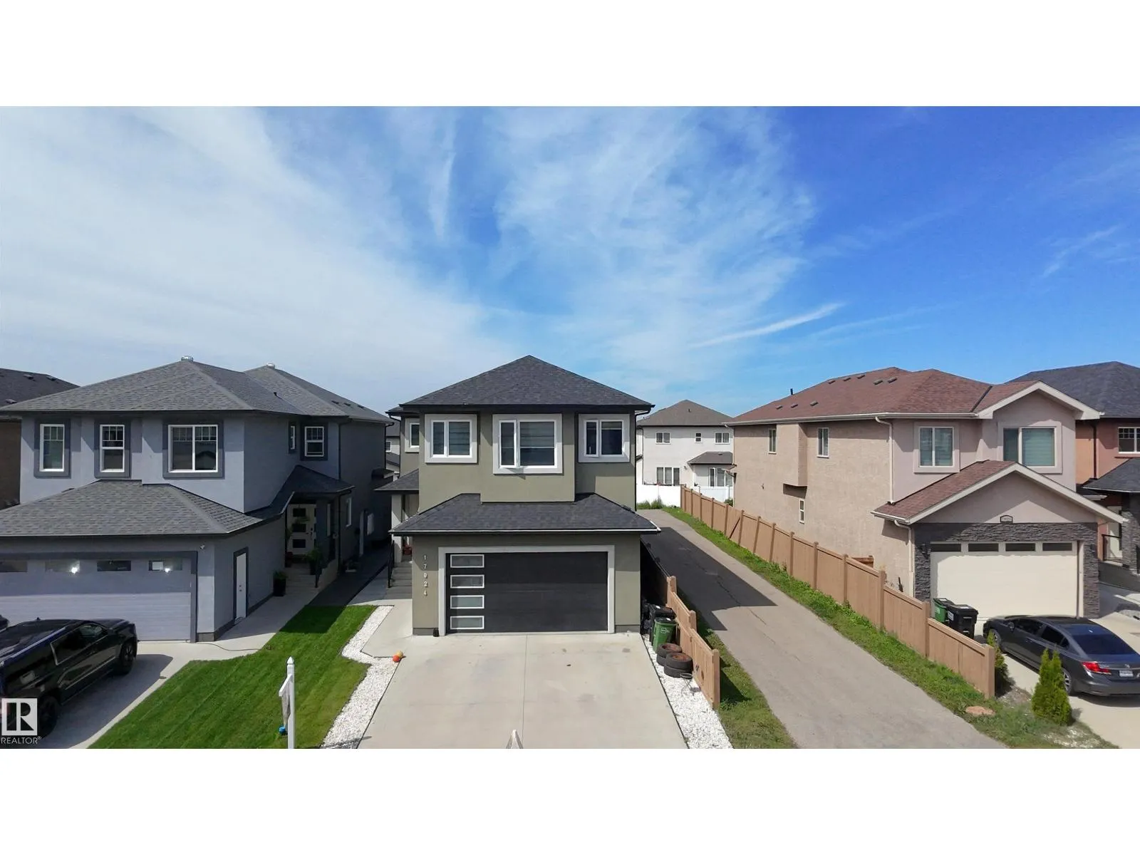 House for rent: 17024 62 St Nw, Edmonton, Alberta T5Y 3S4