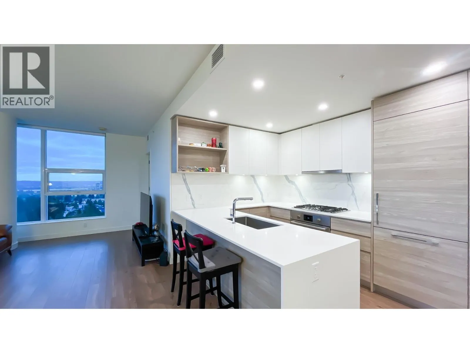 Apartment for rent: 1704 595 Austin Avenue, Coquitlam, British Columbia V3K 0G7