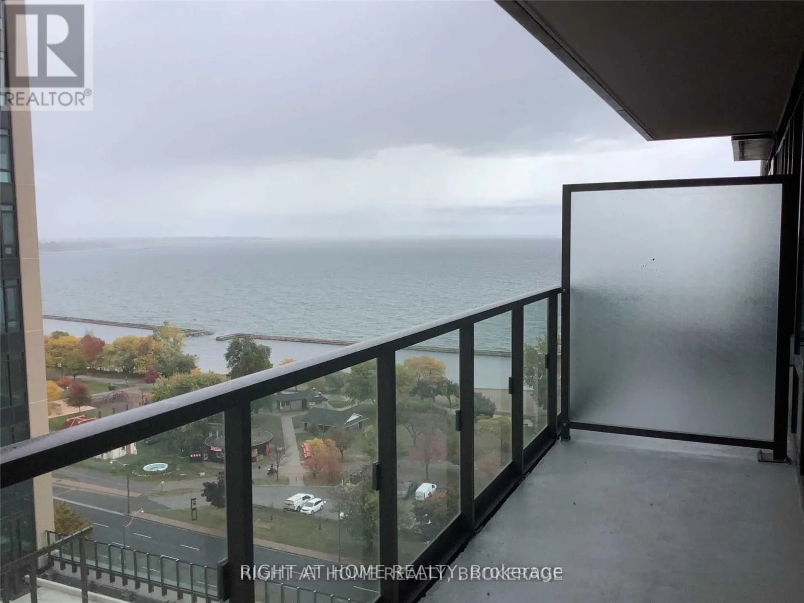 Apartment for rent: #1705 - 1928 Lake Shore Boulevard, Toronto, Ontario N6S 0B1