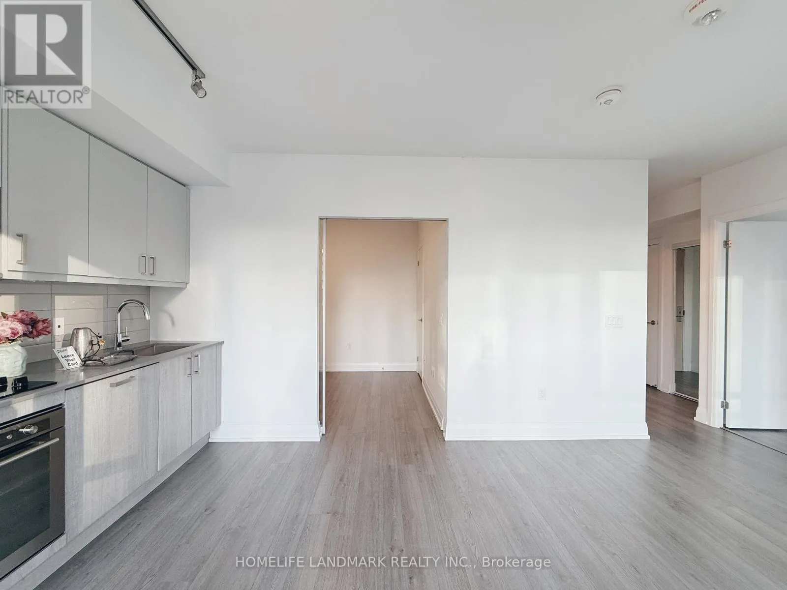 Apartment for rent: 1705 - 77 Mutual Street, Toronto, Ontario M5B 2A9