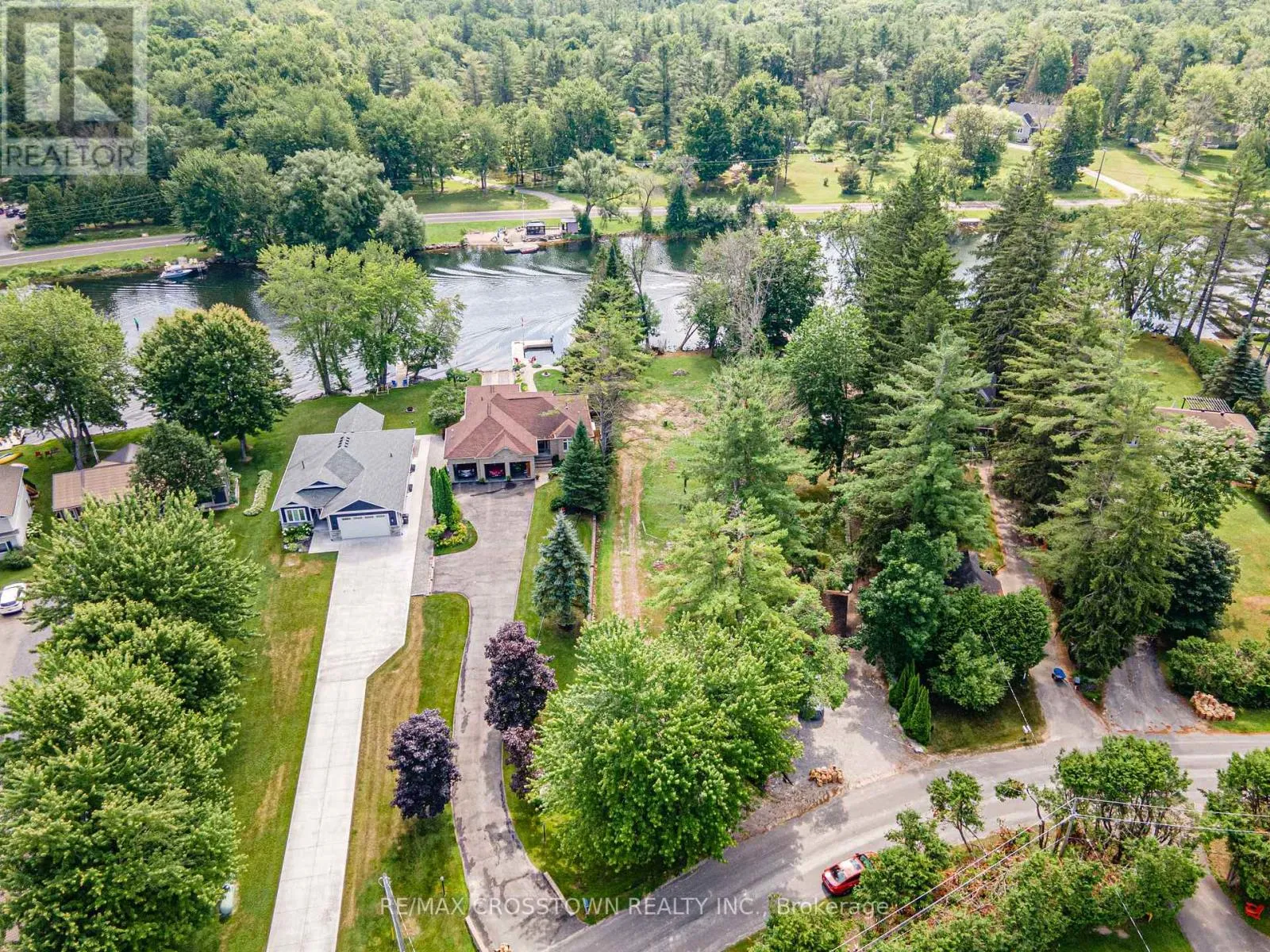 1705 Peninsula Pt Road, Severn, Ontario P0E 1N0