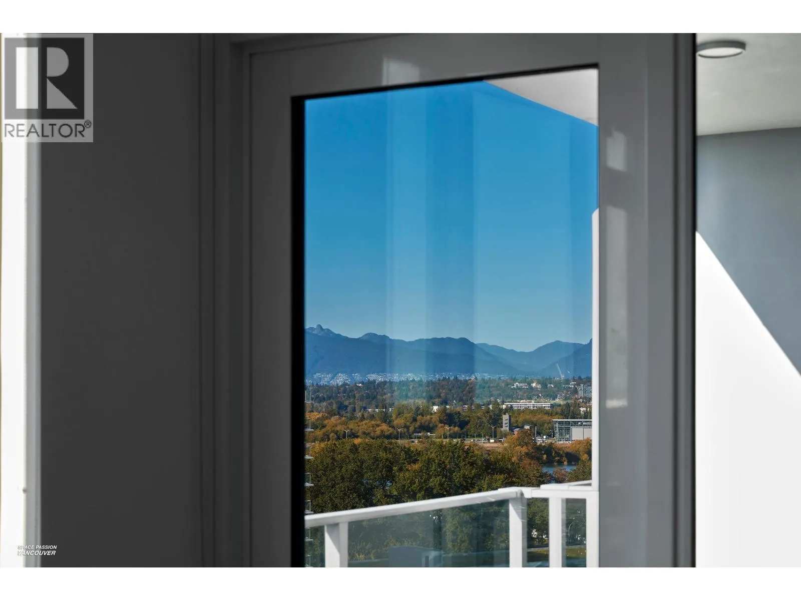 Apartment for rent: 1706 7488 Lansdowne Road, Richmond, British Columbia V7C 0B9