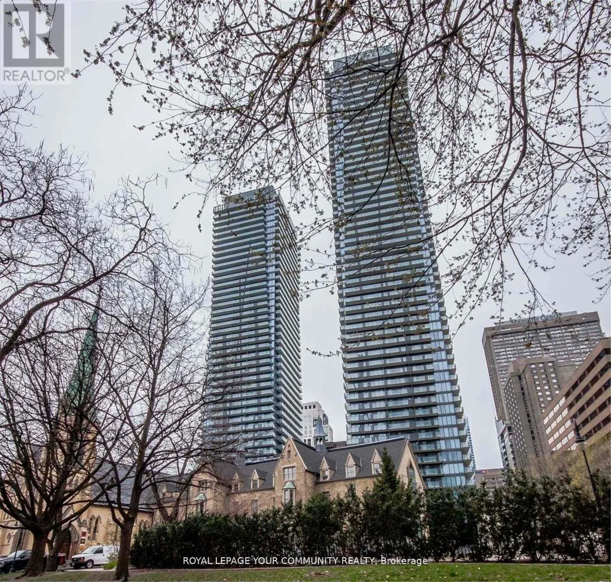 Apartment for rent: 1708 - 1080 Bay Street, Toronto, Ontario M5S 0A6