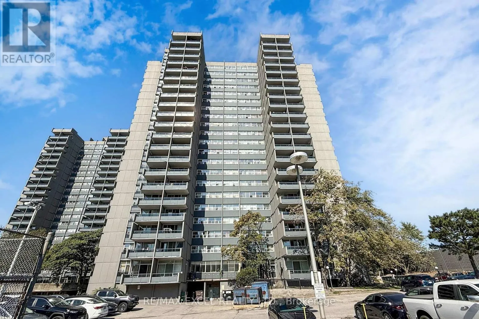 Apartment for rent: 1708 - 4101 Sheppard Avenue E, Toronto, Ontario M1S 3H3