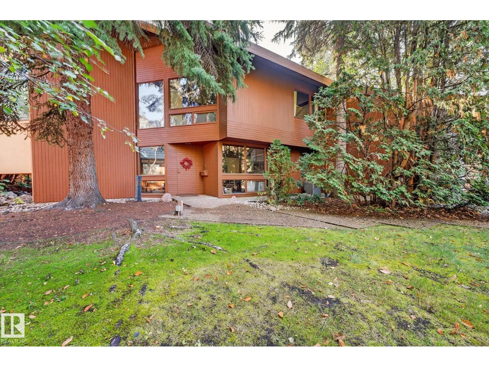 House for rent: 171 Brander Dr Nw, Edmonton, Alberta T6H 4V2