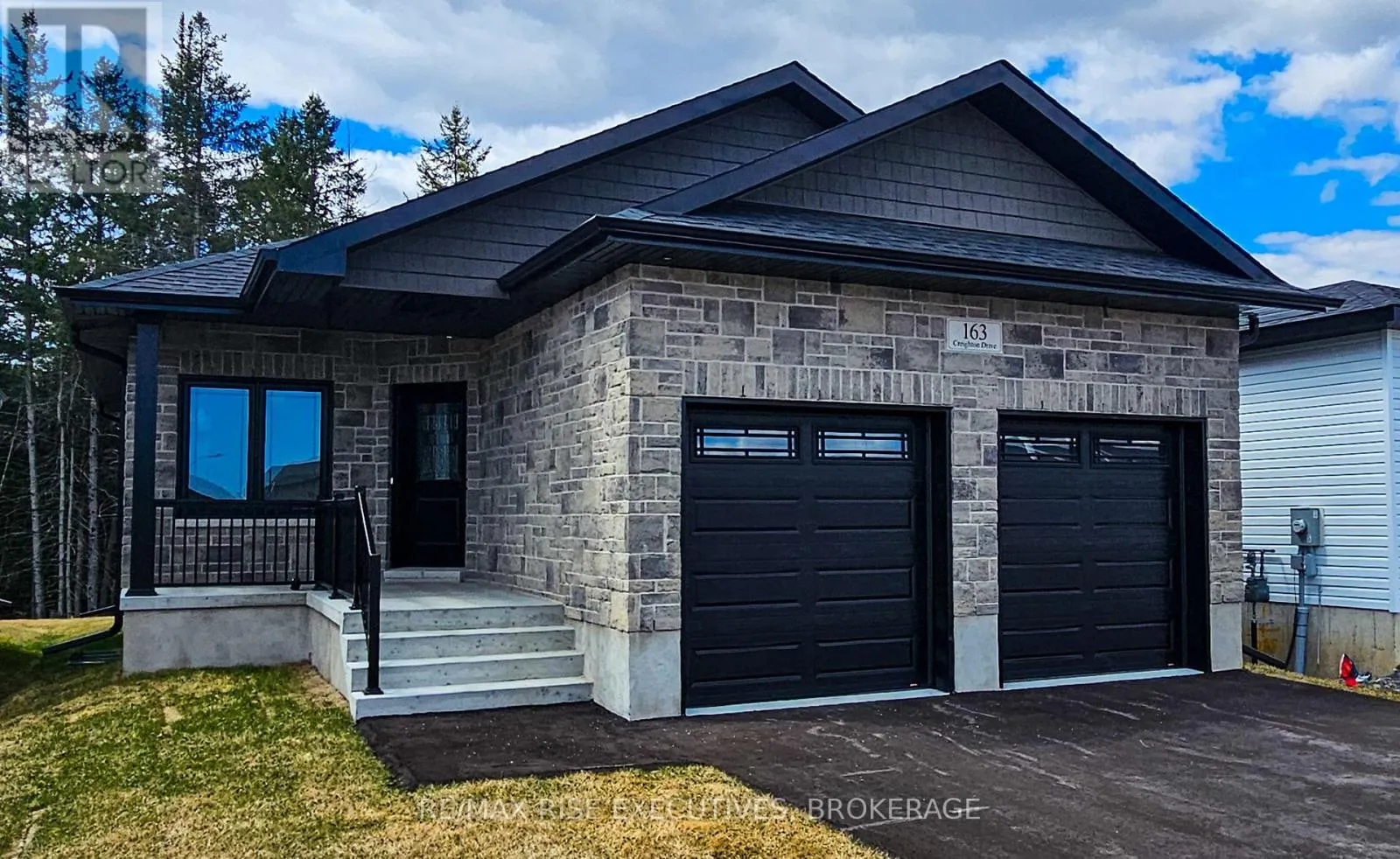 House for rent: 171 Creighton Drive, Loyalist, Ontario K0H 2H0