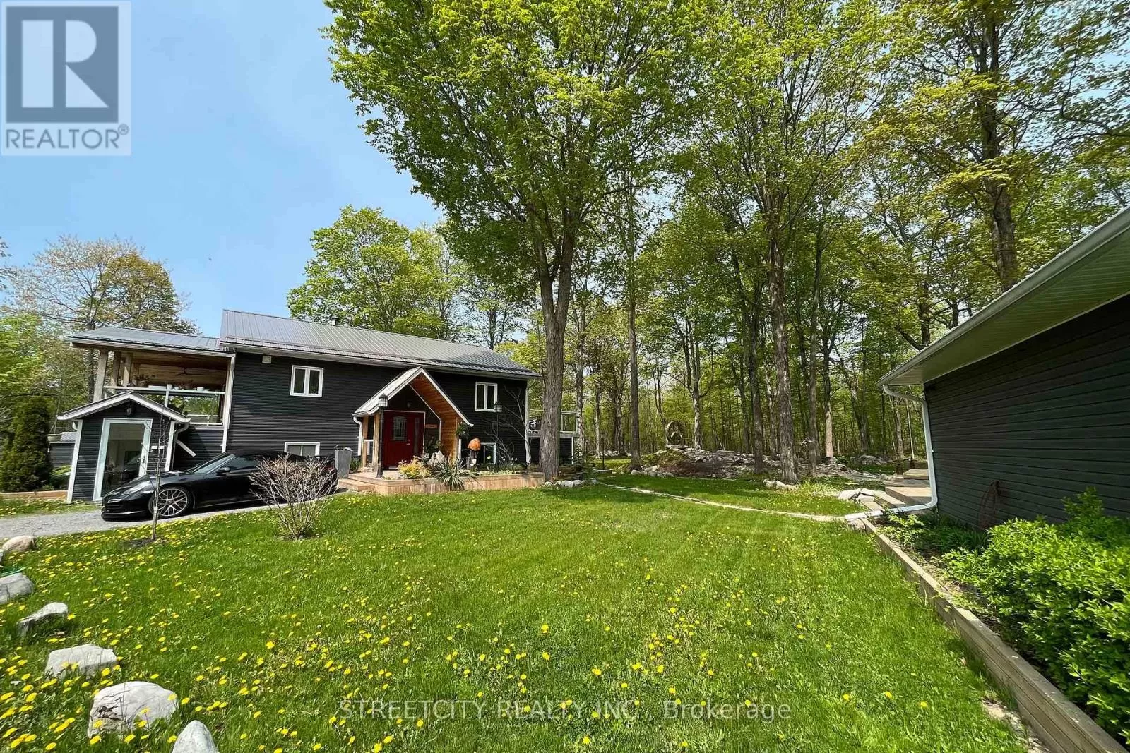 House for rent: 171 Flatrock Road, Tweed), Ontario K0K 2Y0