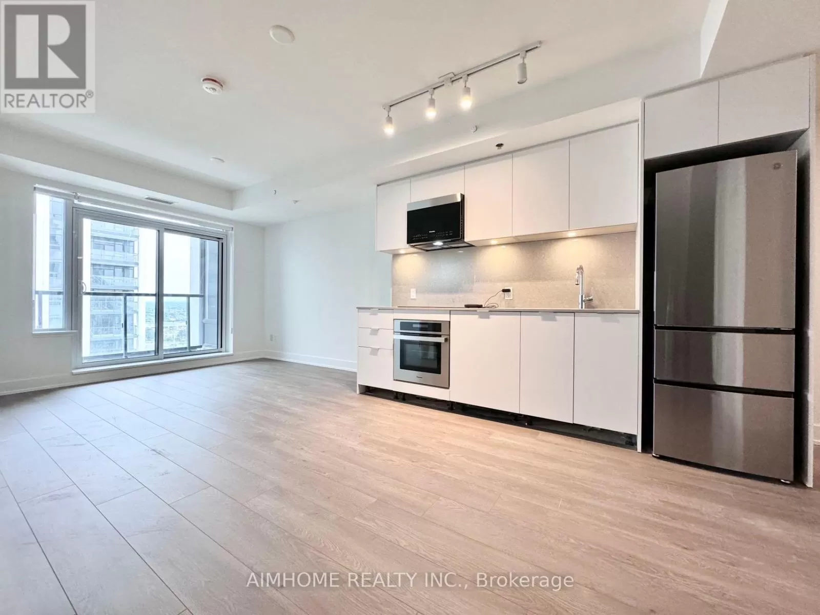 Apartment for rent: 1711 - 8 Cedarland Drive, Markham, Ontario L6G 0H4