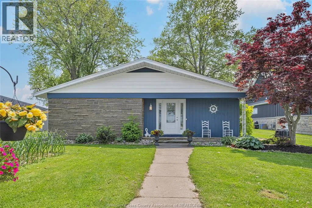 House for rent: 1711 Heritage Road, Kingsville, Ontario N9Y 2E6