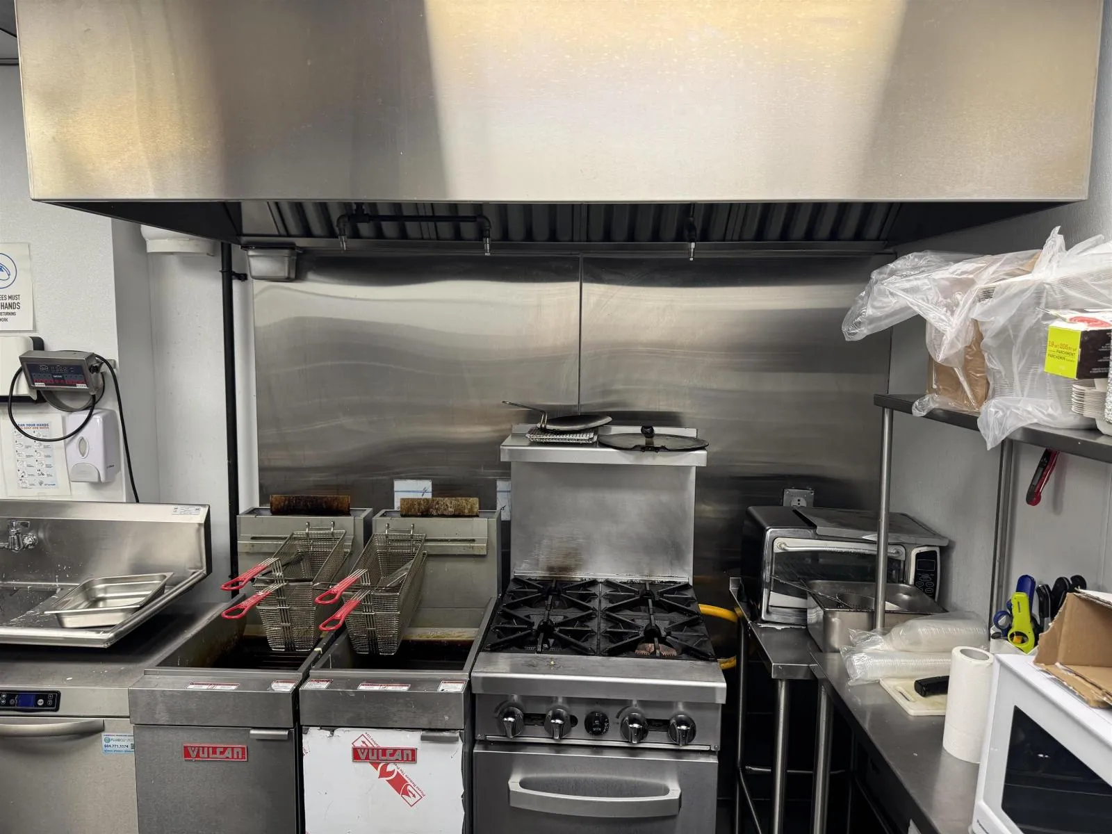 1712 152 Street, Surrey, British Columbia V4A 4N4