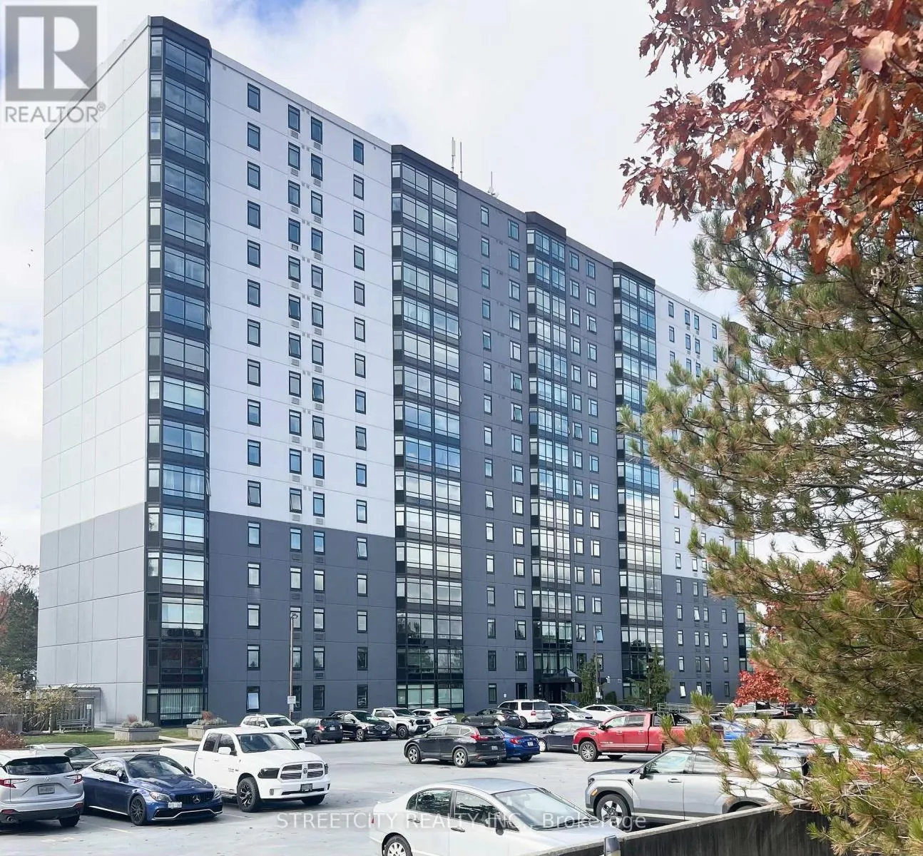 Apartment for rent: 1714 - 45 Pond Mills Road, London South, Ontario N5Z 4W5