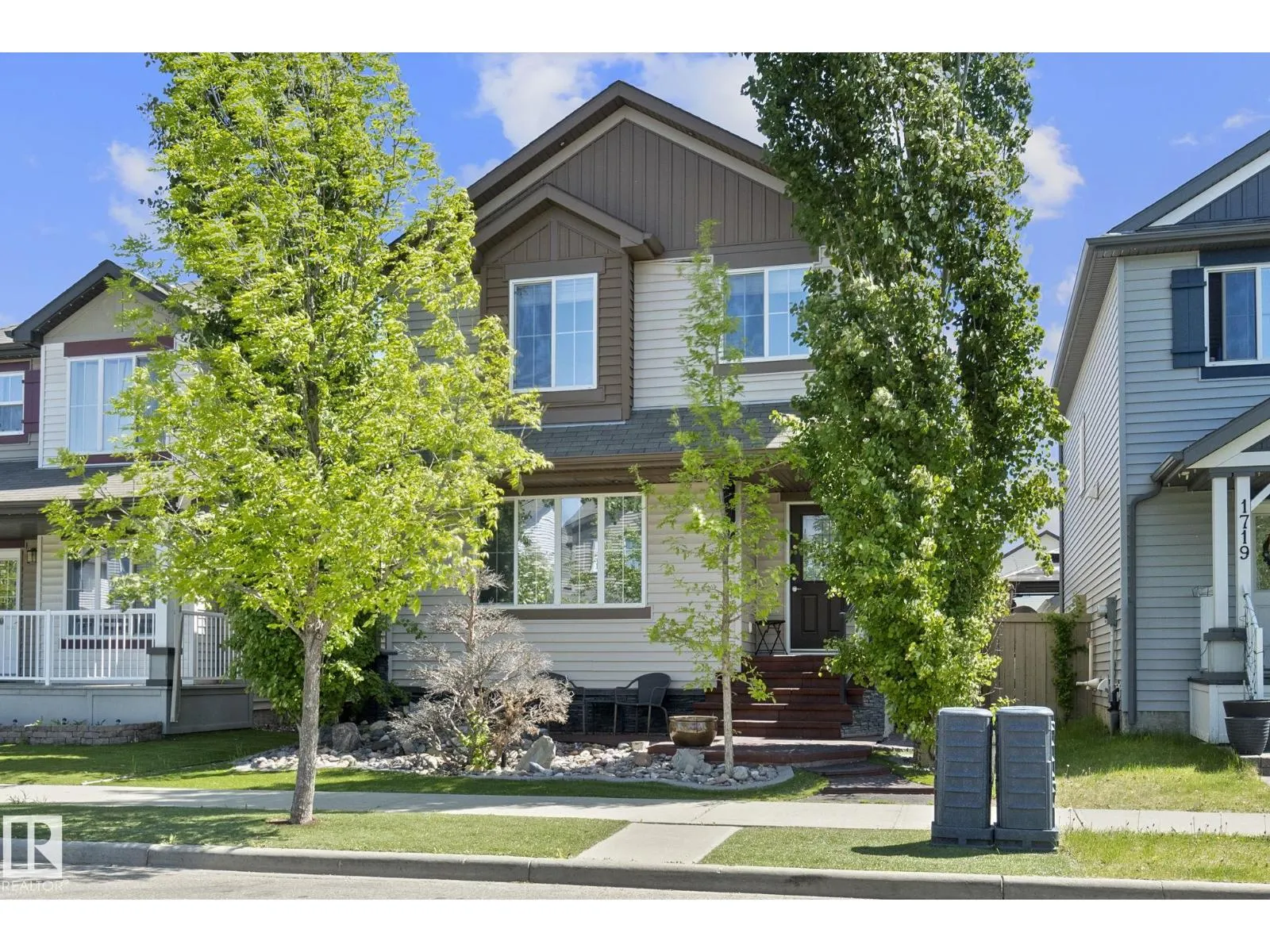 House for rent: 1715 63 St Sw, Edmonton, Alberta T6X 0S2