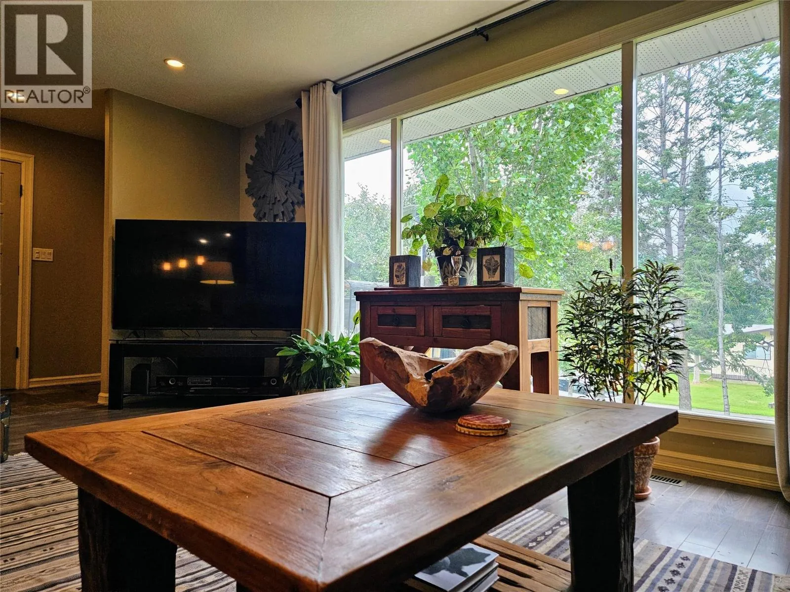 House for rent: 1718 9th Avenue, Invermere, British Columbia V0A 1K0