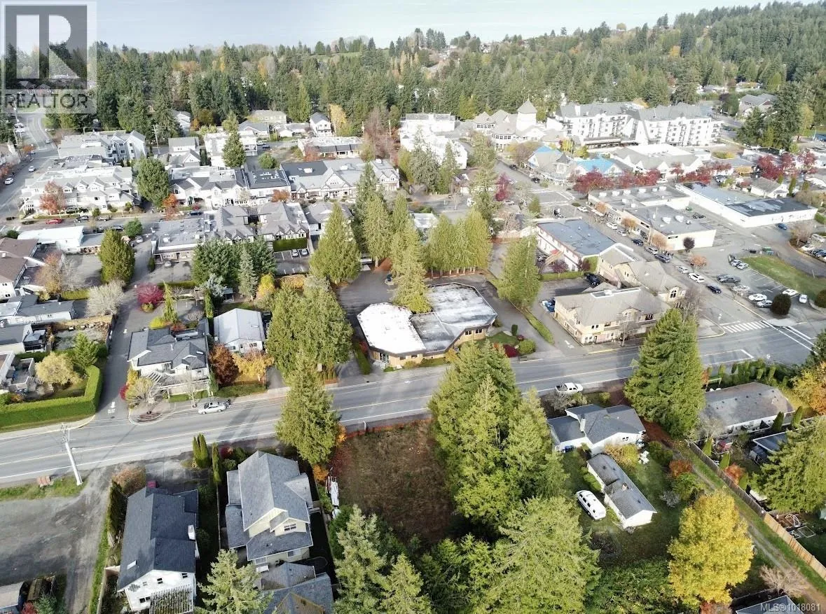 172 Fern Rd W, Qualicum Beach, British Columbia V9K 1S4