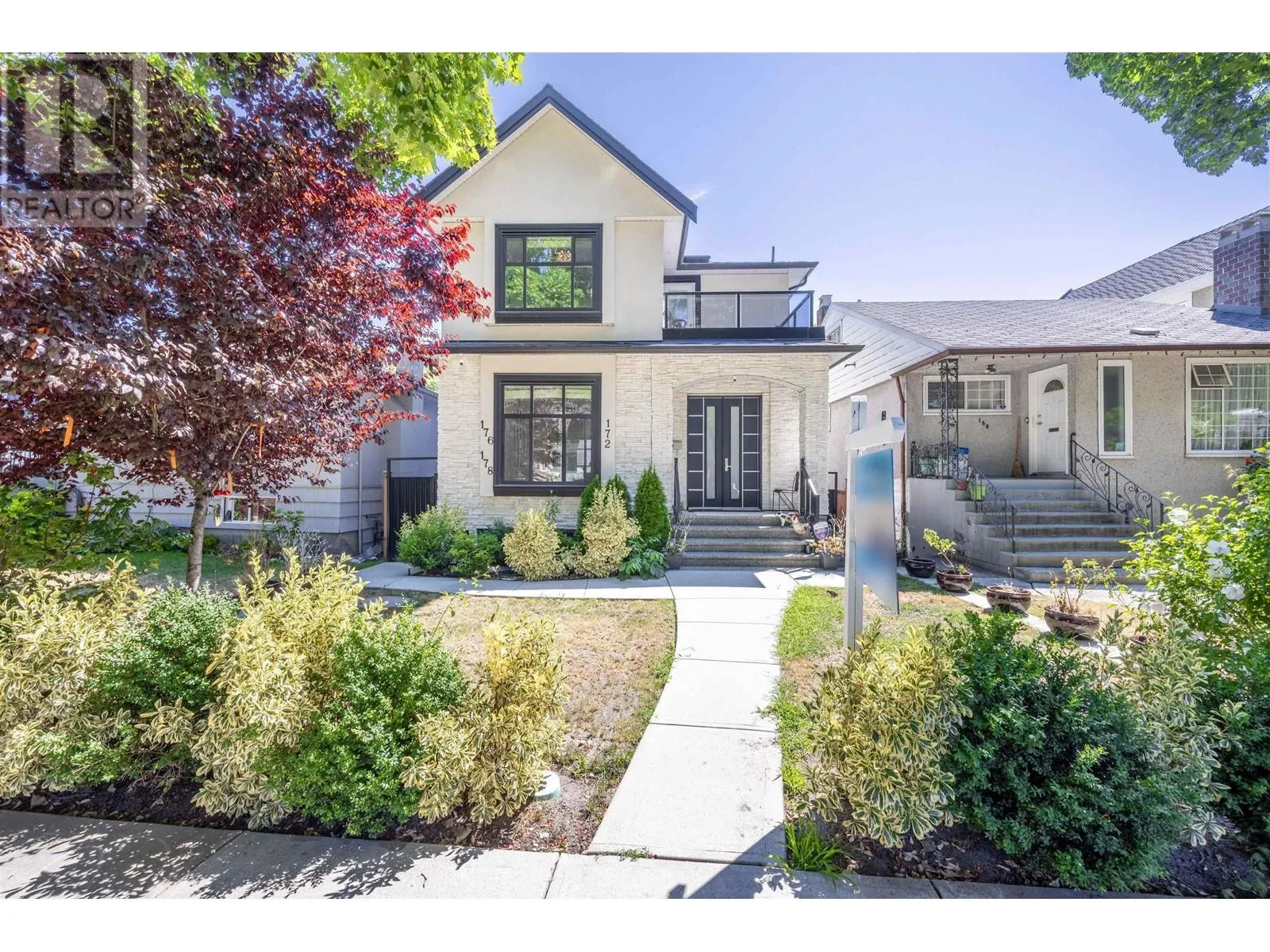 House for rent: 172 Ontario Place, Vancouver, British Columbia V5W 1S2