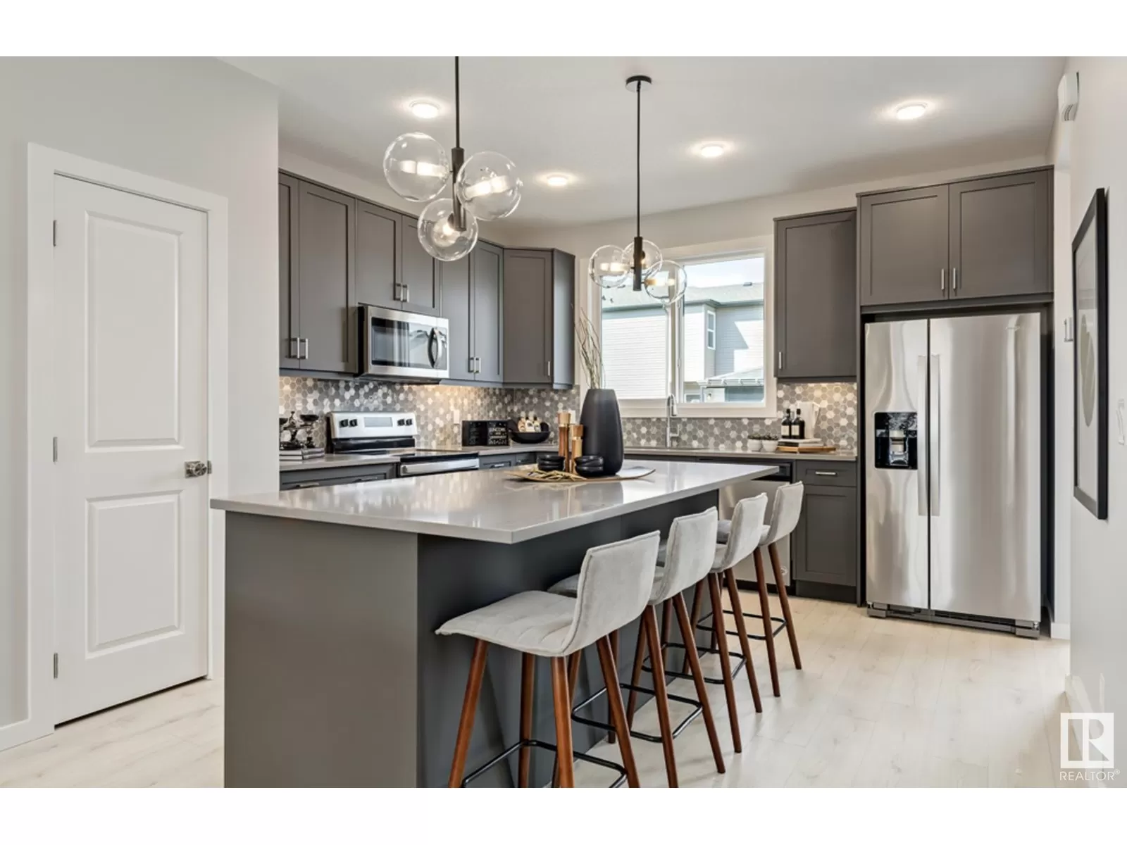 House for rent: 17203 3 St Nw, Edmonton, Alberta T5Y 4G7