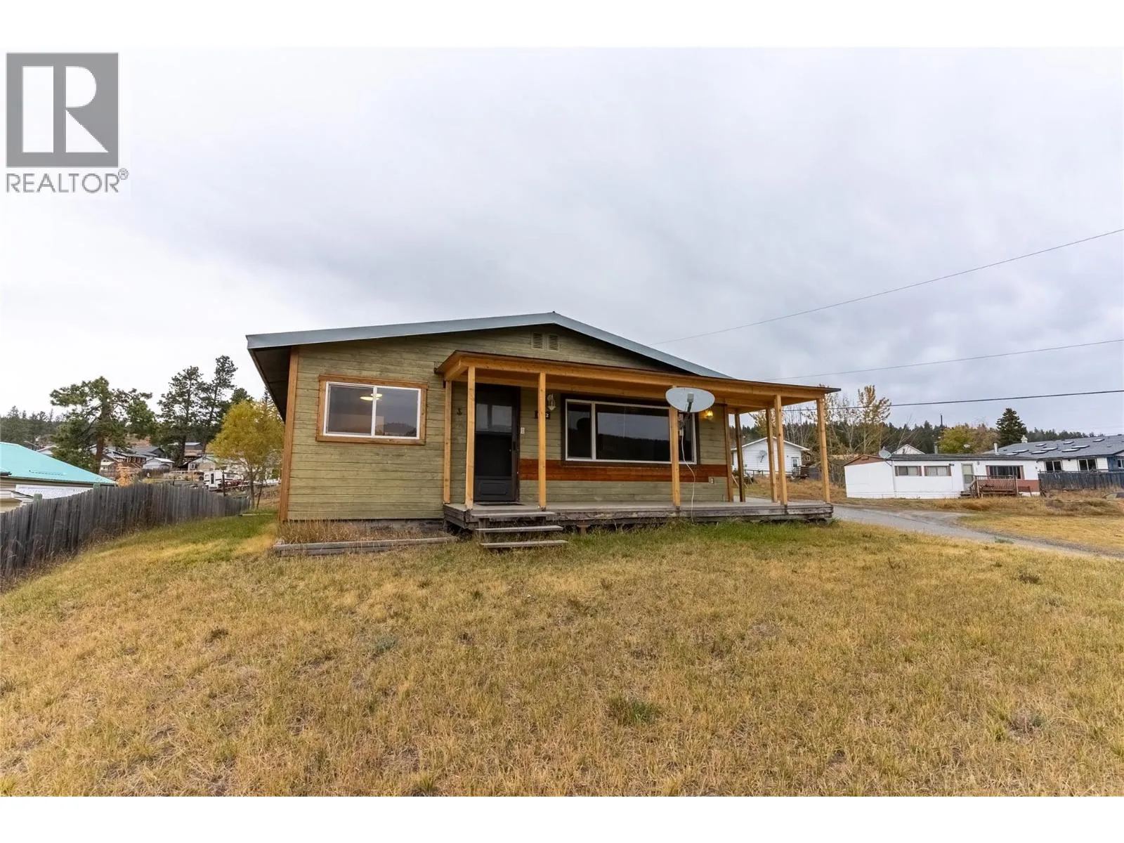 House for rent: 1722 Frontage Road, Clinton, British Columbia V0K 1K0