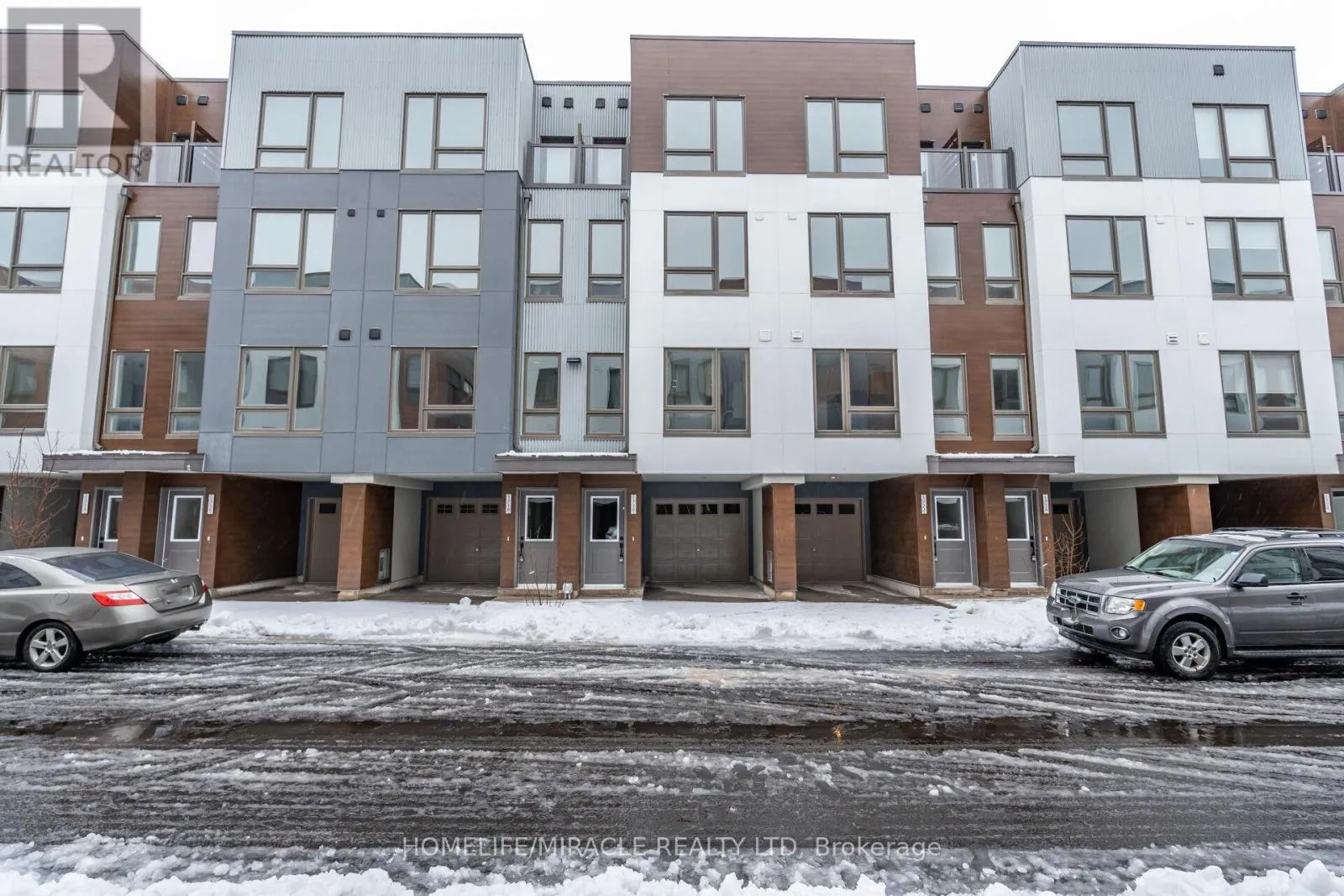 Row / Townhouse for rent: 1724 Pleasure Valley Path, Oshawa, Ontario L1G 0E3