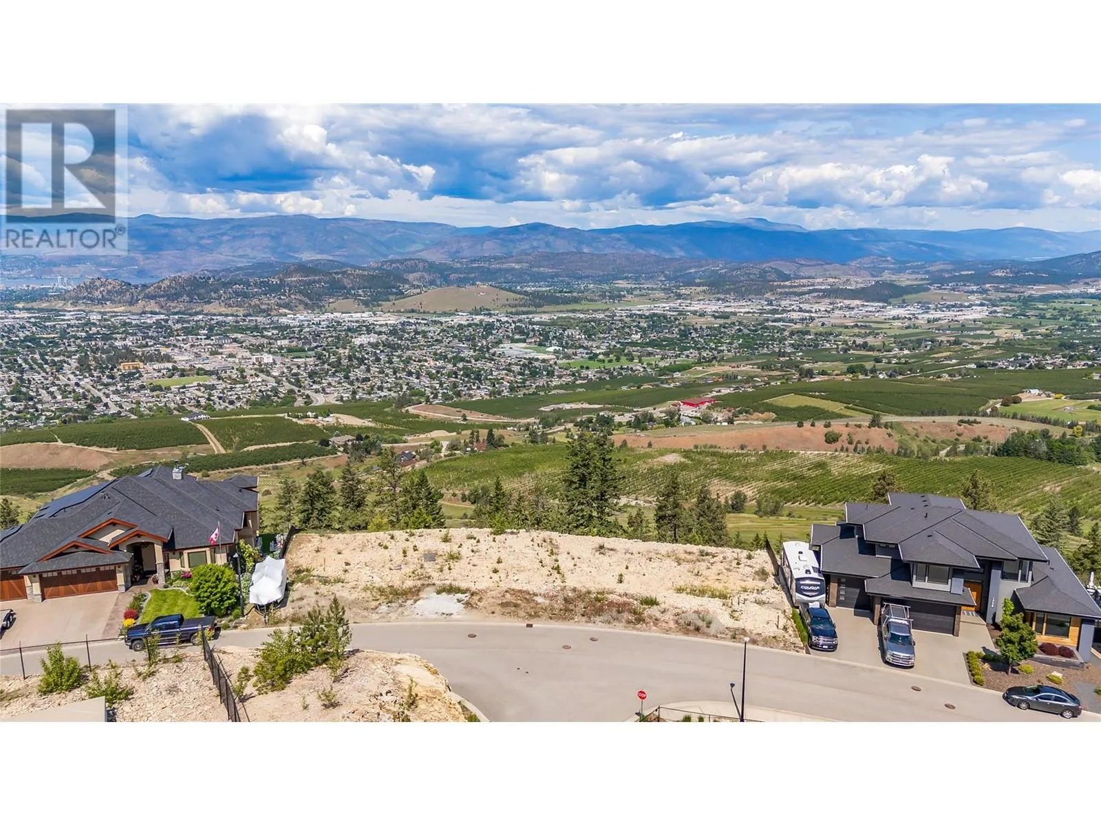 Other for rent: 1726 Carnegie Street, Kelowna, British Columbia V1P 1T3