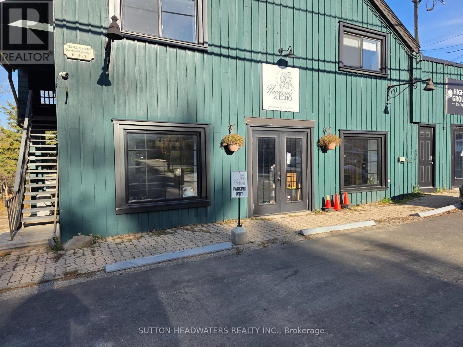 17277 Old Main Street, Caledon, Ontario L7K 0E5