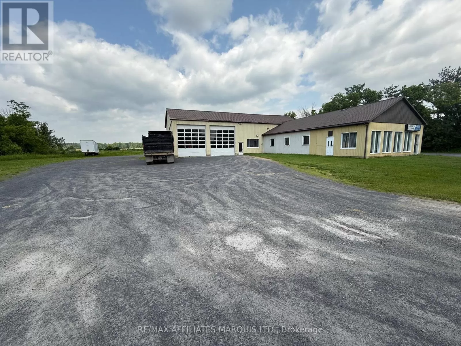 House for rent: 17295 Valade Road, South Stormont, Ontario K0C 2A0