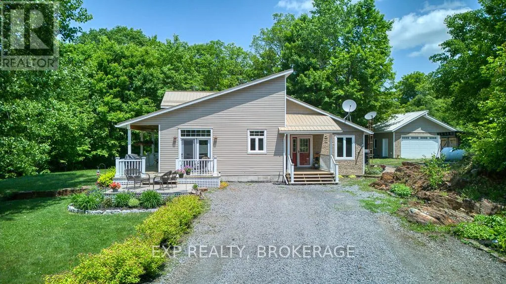 House for rent: 173 Castle Rock Lane, Stone Mills, Ontario K0K 3G0