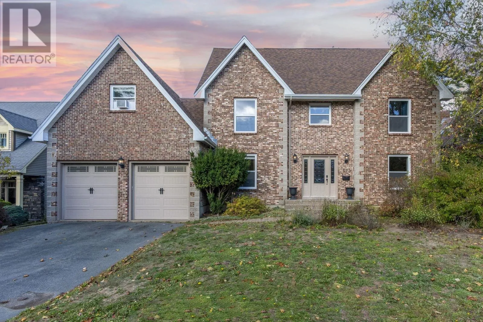 House for rent: 173 Cresthaven Drive, Halifax, Nova Scotia B3M 4S4