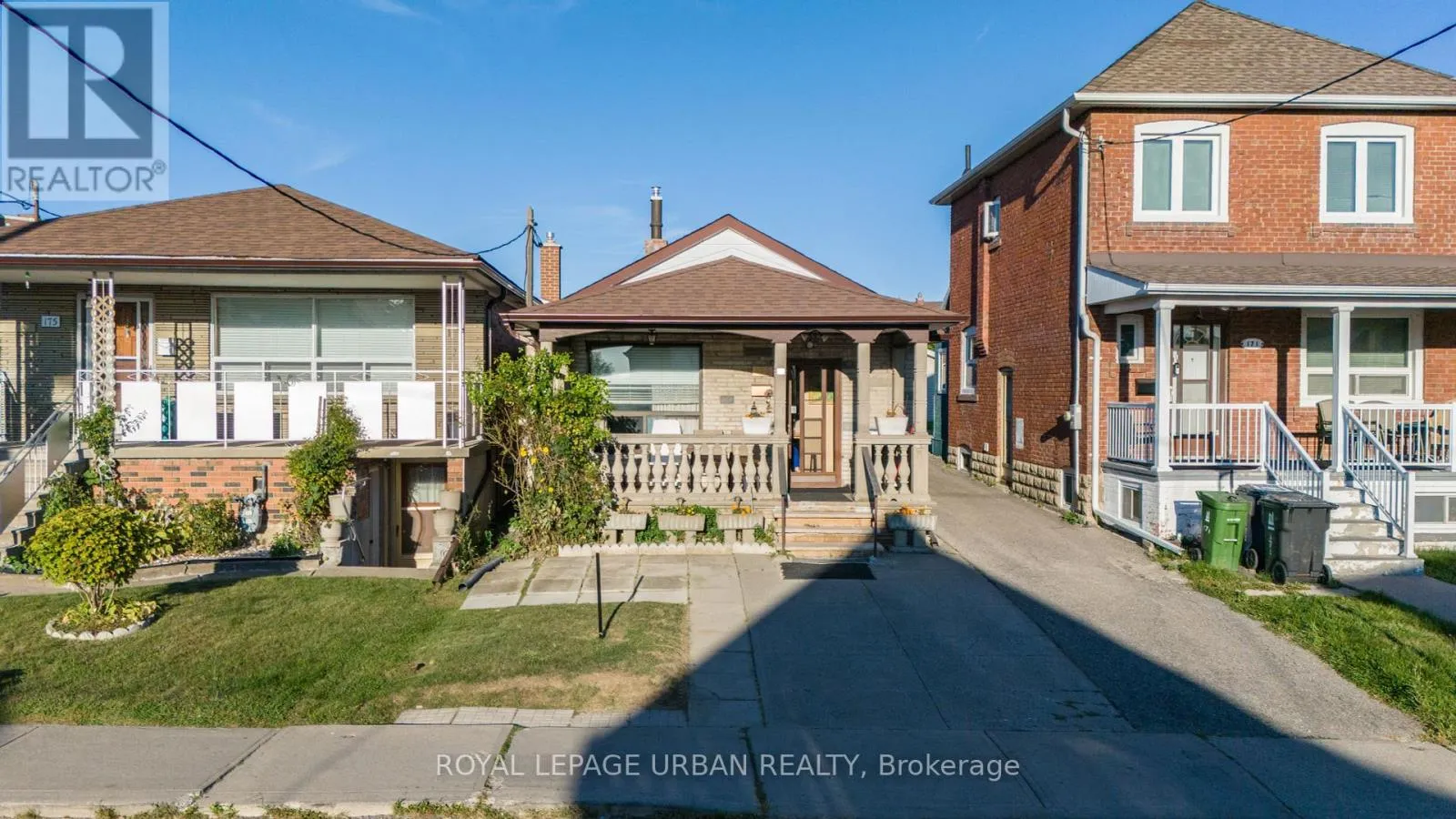 House for rent: 173 Ennerdale Road, Toronto, Ontario M6E 4C8