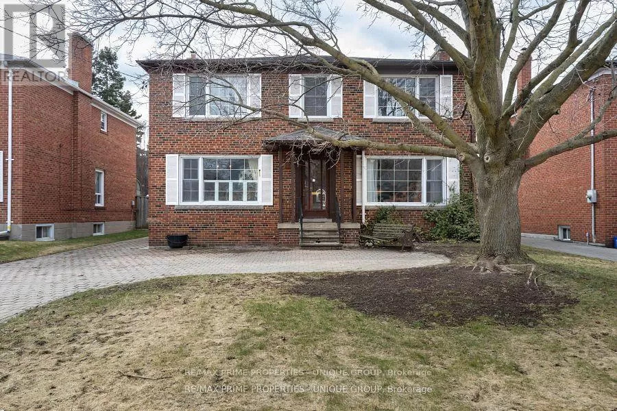 House for rent: 173 Ridley Boulevard, Toronto, Ontario M5M 3M4