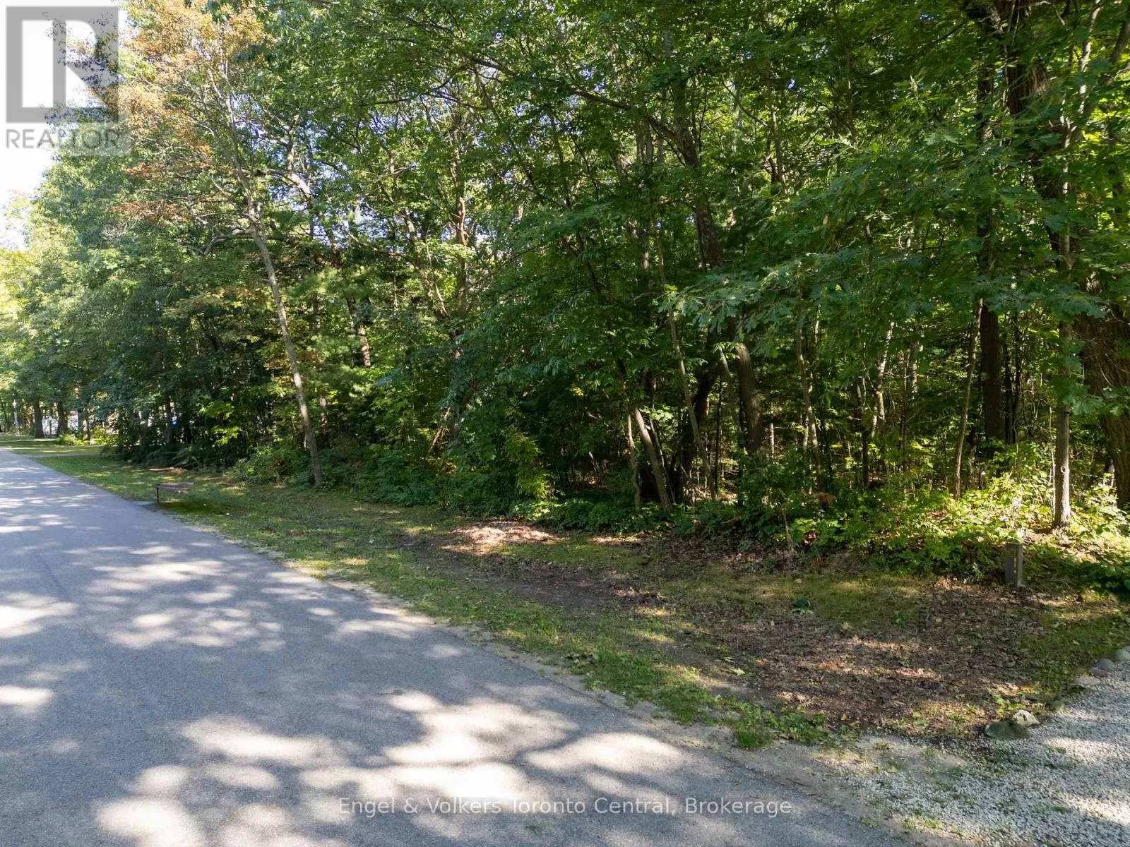 173 Wildwood Drive, Wasaga Beach, Ontario L9Z 1R3