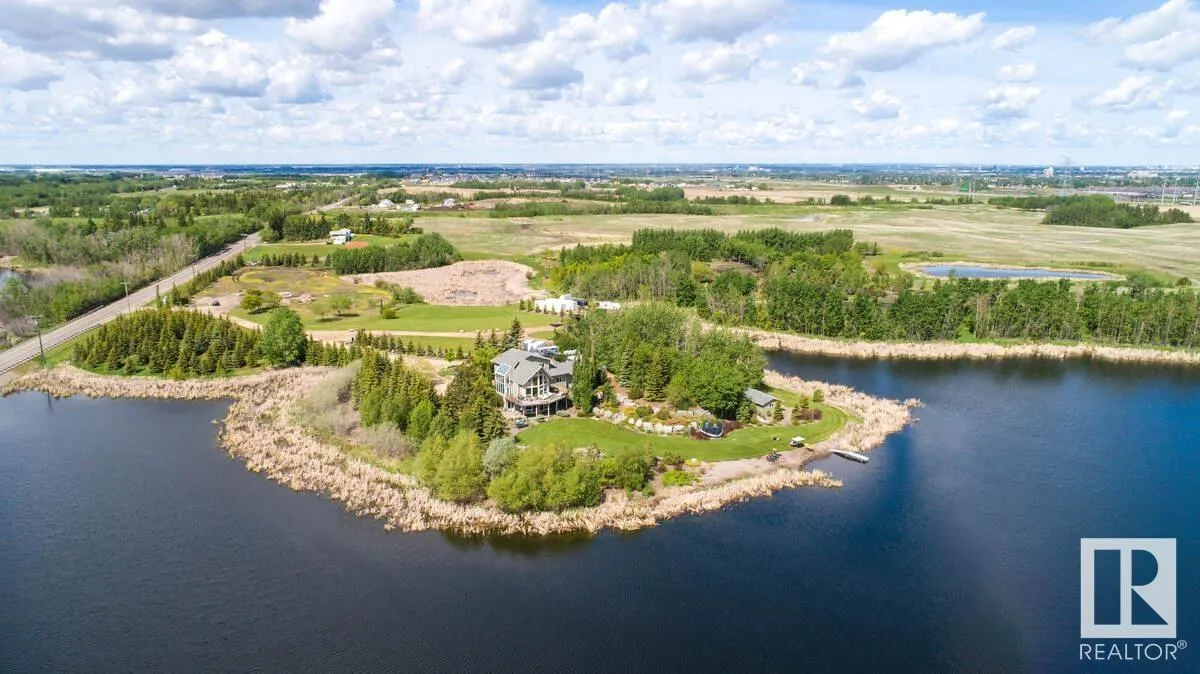 House for rent: 1730 Ellerslie Rd Sw, Edmonton, Alberta T6X 1A7