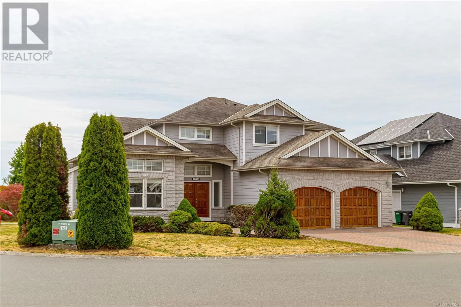 House for rent: 1734 Mamich Cir, Saanich, British Columbia V8N 6N1