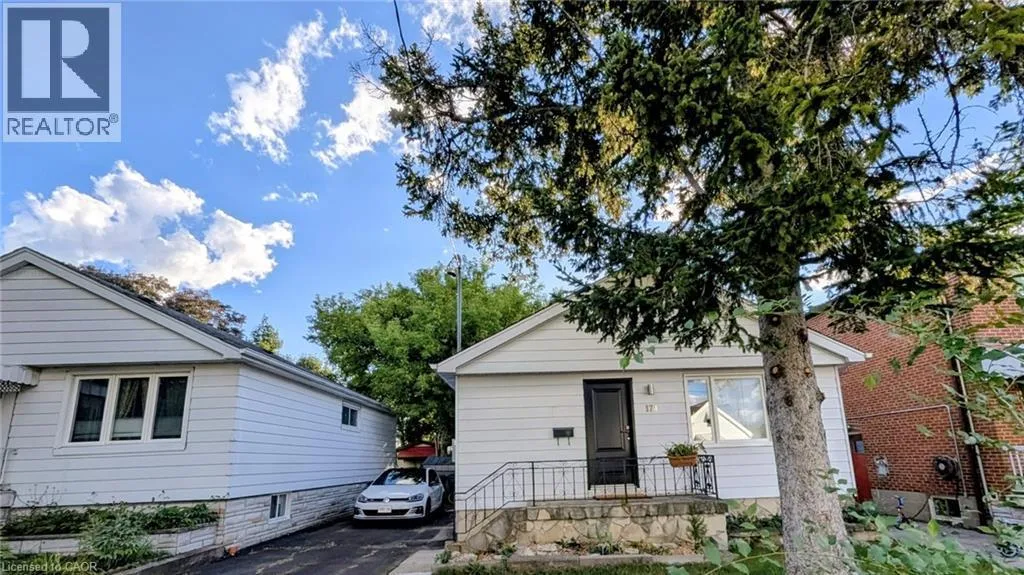 House for rent: 174 Linden Avenue Unit# Lower, Scarborough, Ontario M1K 3H8