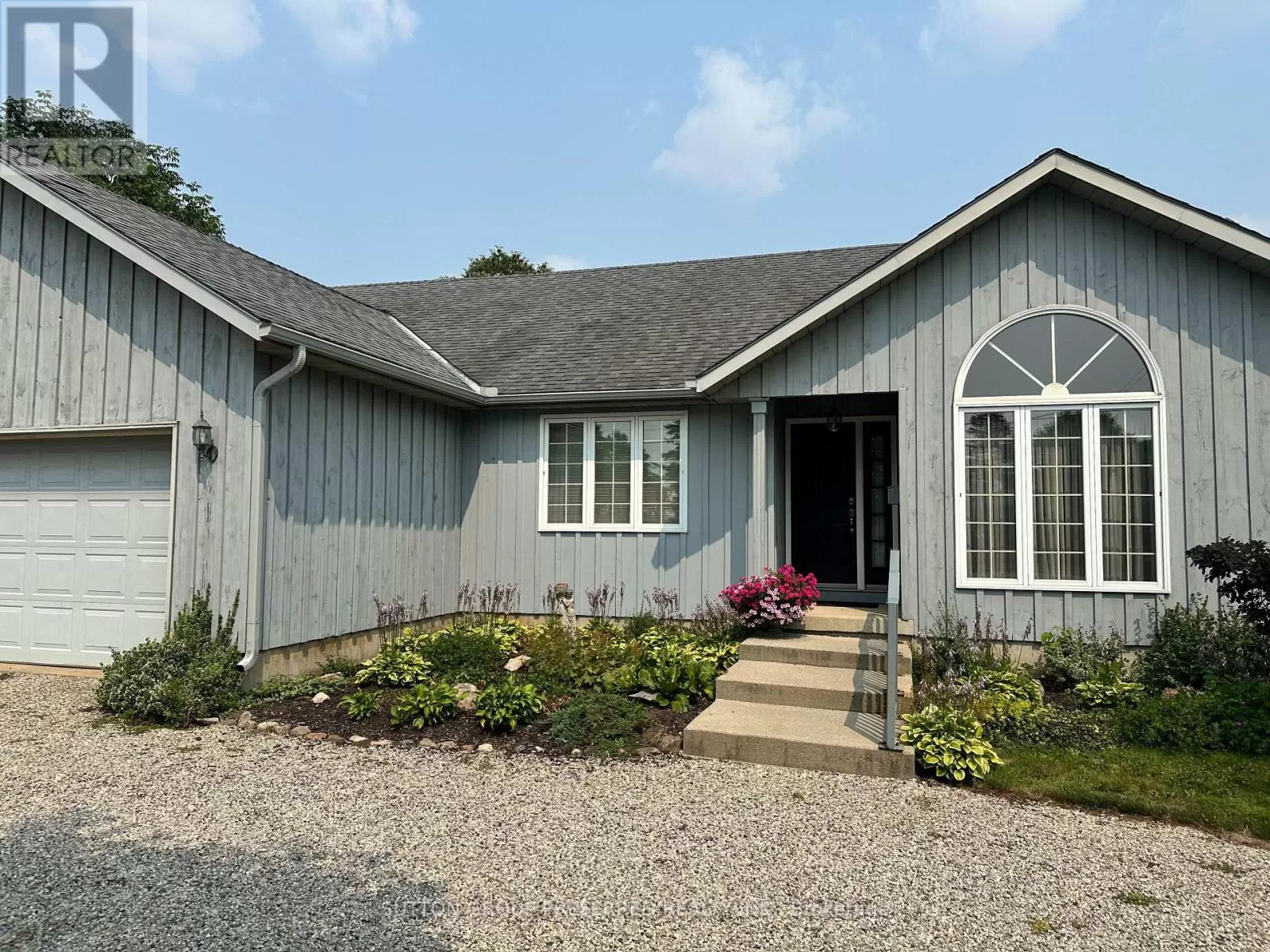 House for rent: 174 Quarter Town Line, Tillsonburg, Ontario N4G 4E1