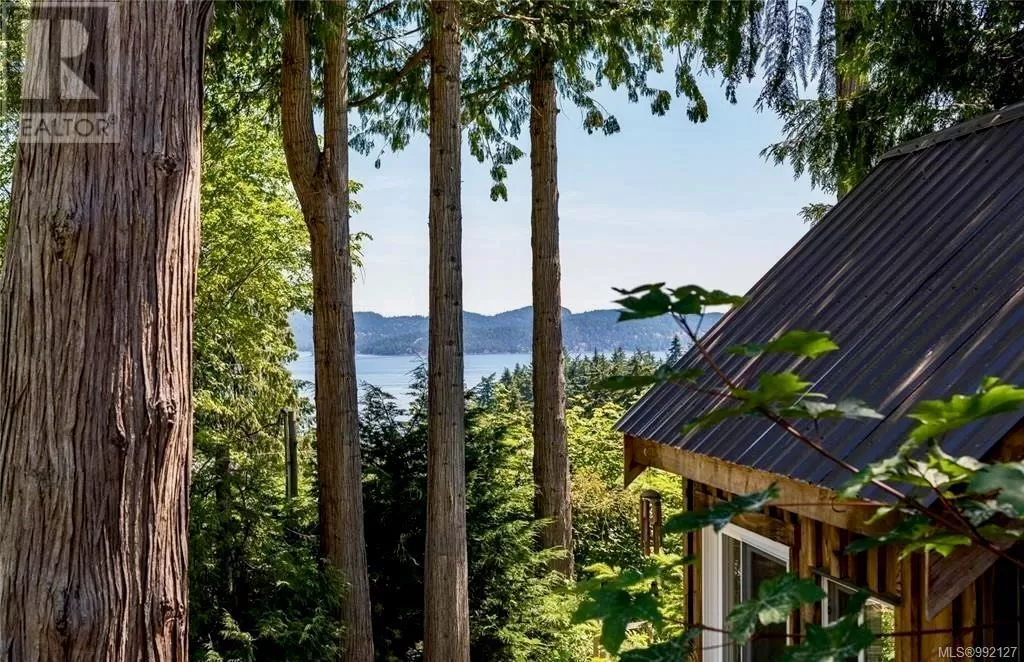 174 Victoria St, Salt Spring, British Columbia V8K 1P3