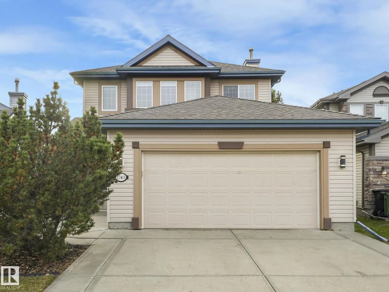 House for rent: 1740 Glastonbury Bv Nw, Edmonton, Alberta T5T 6M7