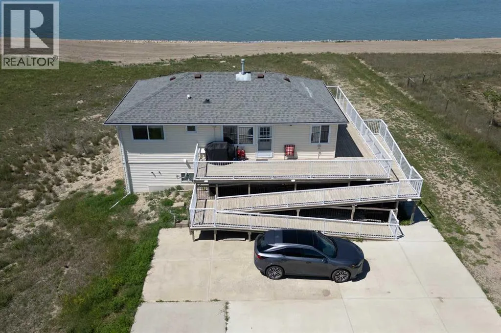 House for rent: 174068 Range Road 214, Rural Vulcan County, Alberta T0L 1L0