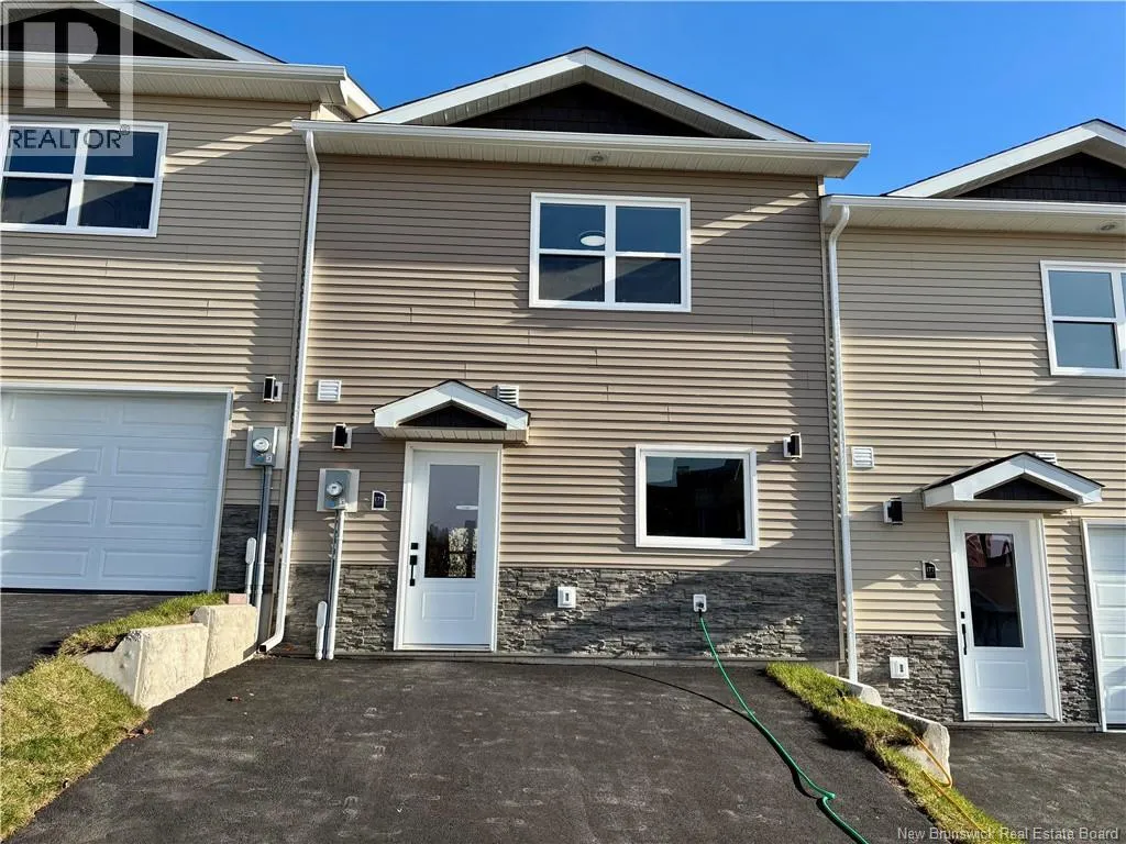 Row / Townhouse for rent: 175 Arlington Crescent, Saint John, New Brunswick E2K 0G4