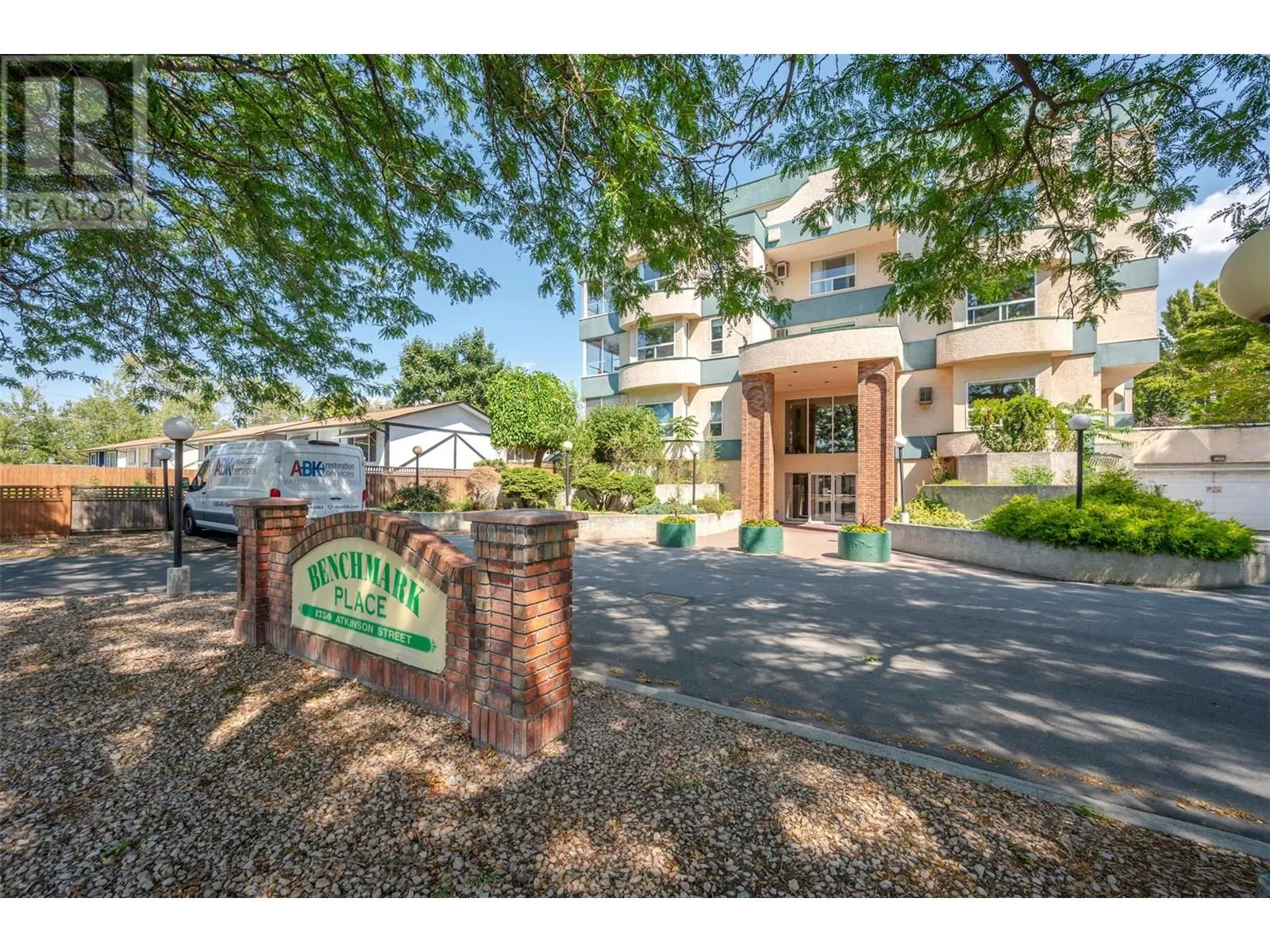 Apartment for rent: 1750 Atkinson Street Unit# 403, Penticton, British Columbia V2A 7M6