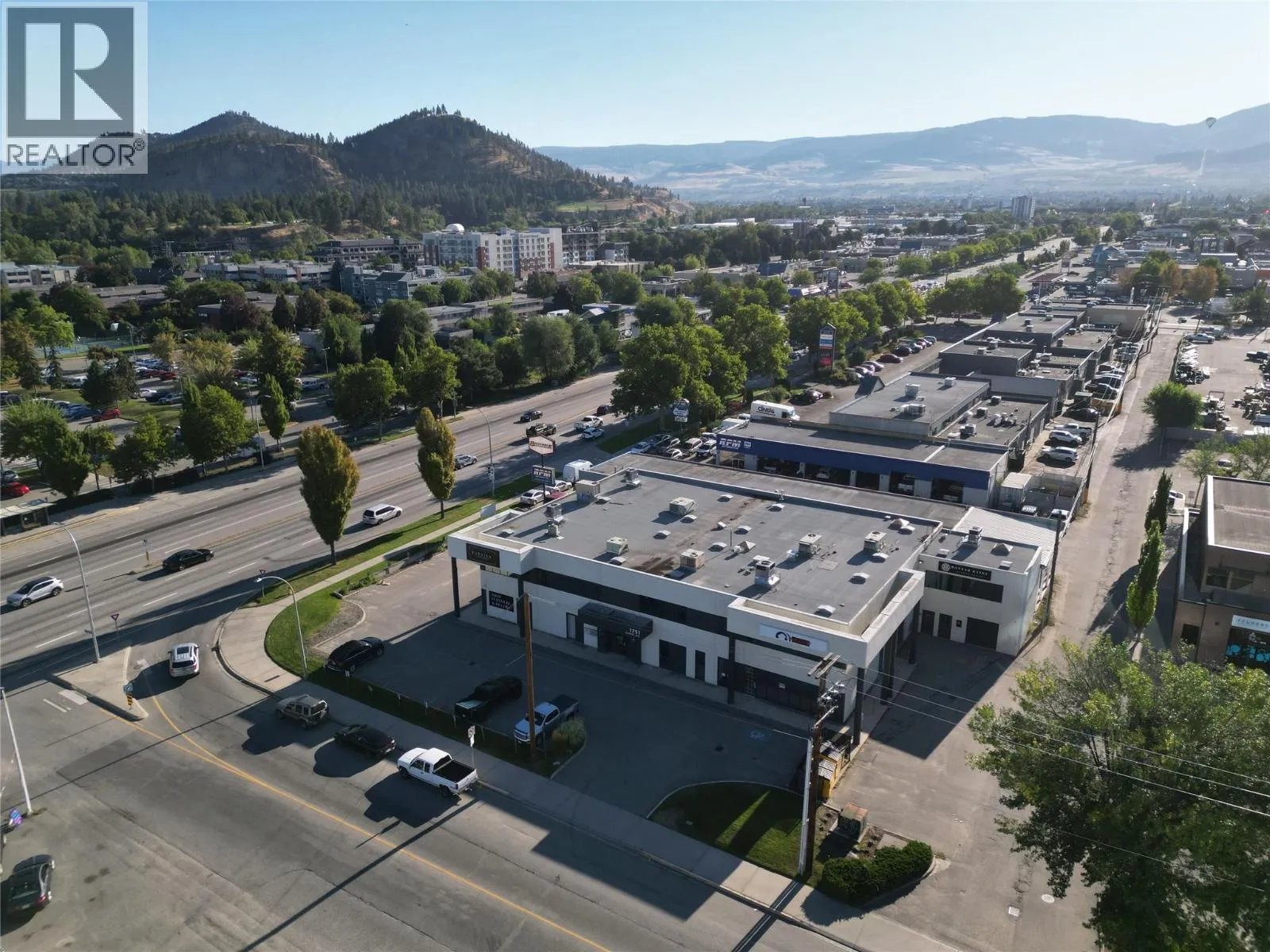 Residential Commercial Mix for rent: 1751 Harvey Avenue Unit# 200, Kelowna, British Columbia V1Y 6G4